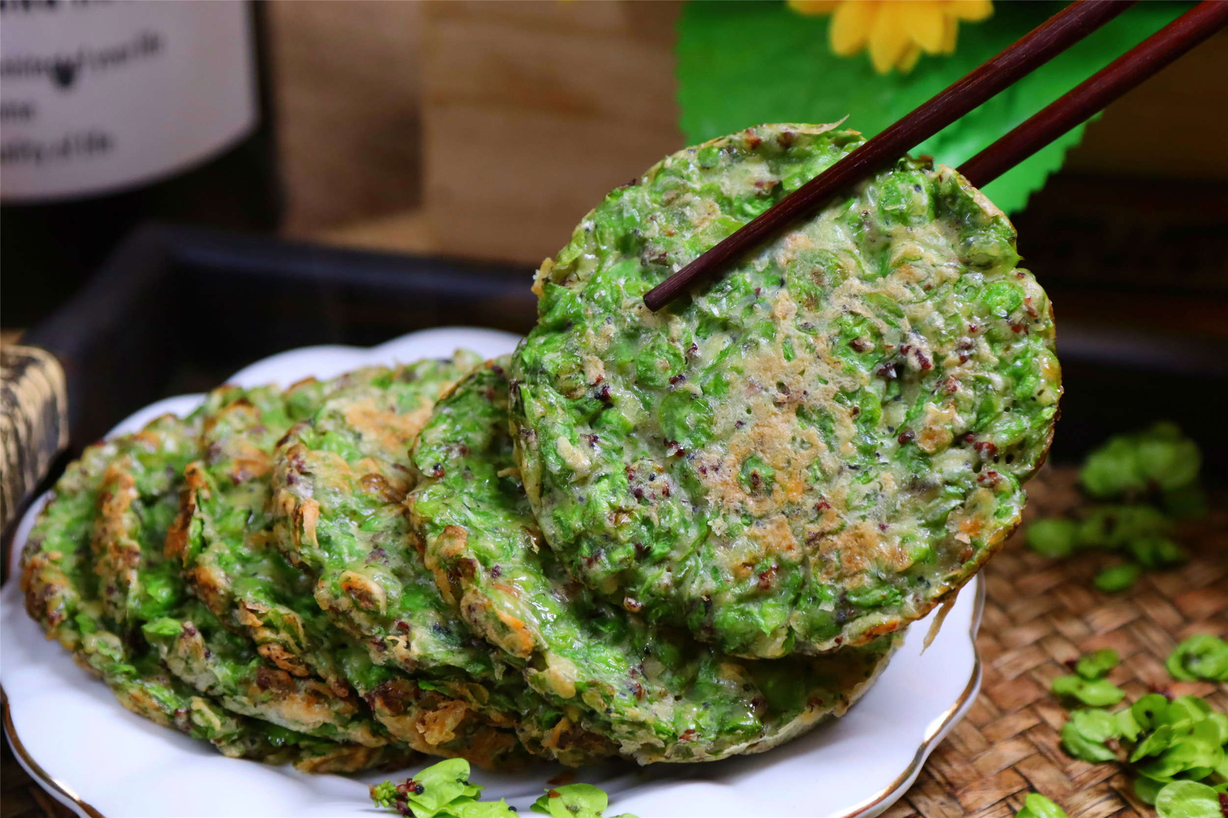 鸡蛋 蛋糕 榆钱 榆钱饼图片