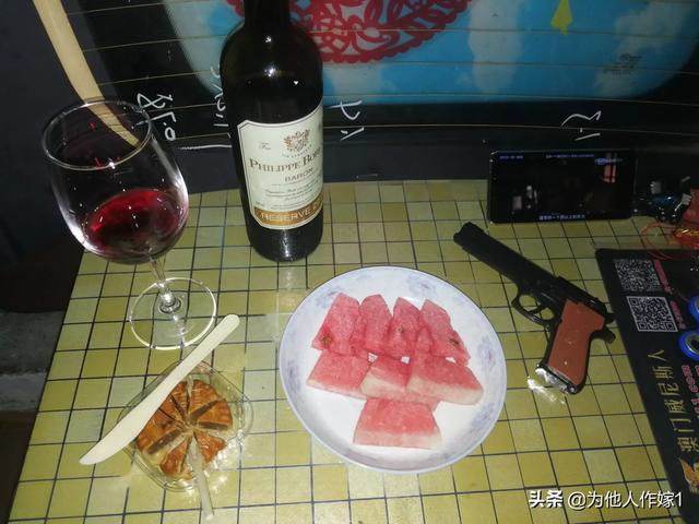 红酒配什么零食，喝葡萄酒配什么零食比较好？