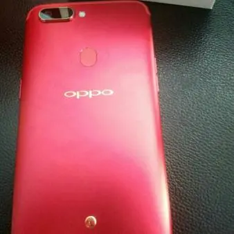 r11采用什么材质屏幕 oppor11是什么材质的屏幕？