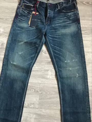 jeans牛仔裤什么牌子 jeans是什么档次牌子？